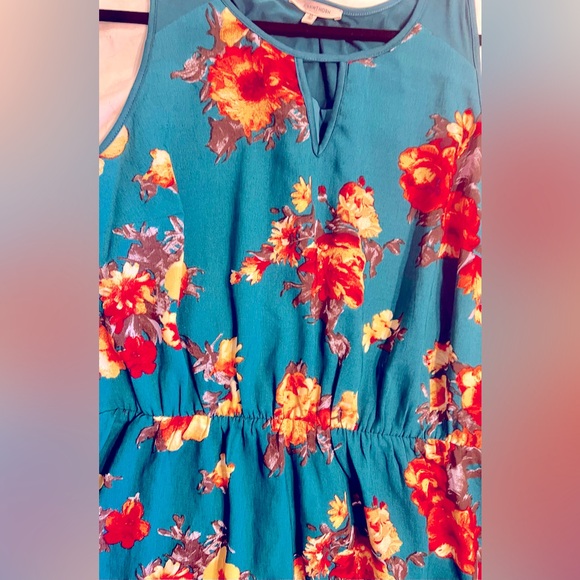 Hawthorne Emerald green dress - Picture 2 of 2